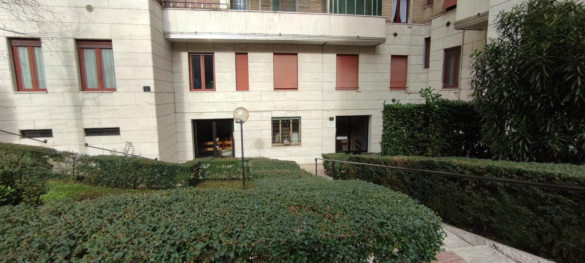 Brenta/Corvetto Studio Apartment Milan Bagian luar foto